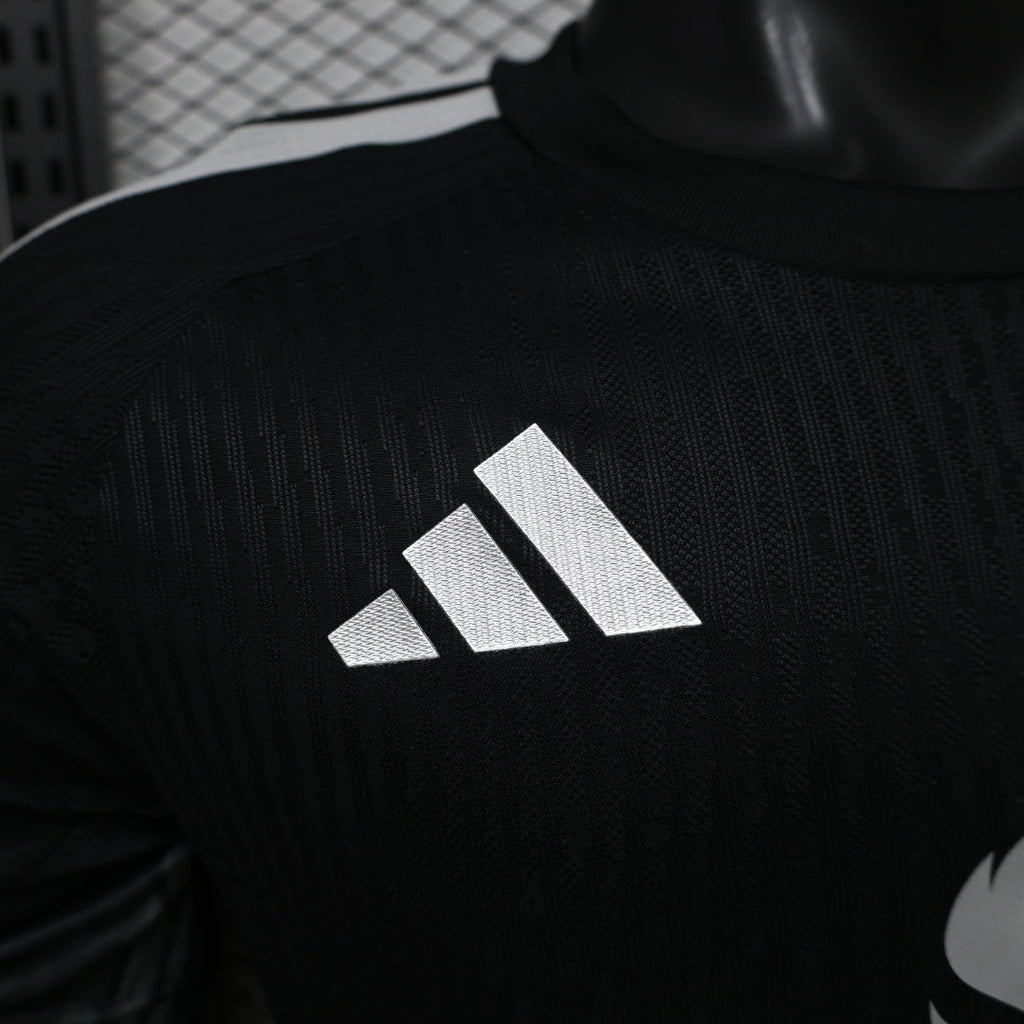 2026/2027 Manchester United Goalkeeper Kit