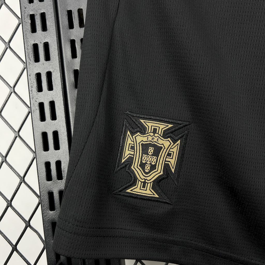 Portugal Pantera Negra Shorts